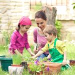 children gardening